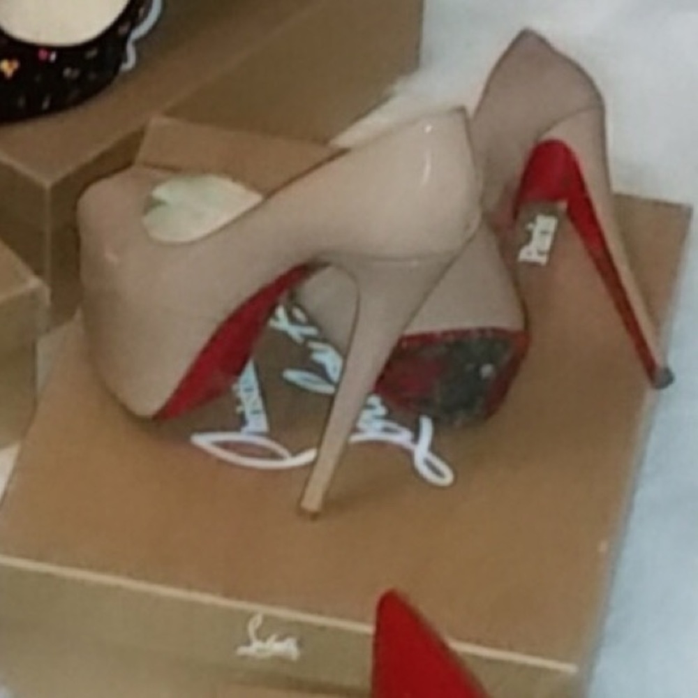 Red bottom shoe